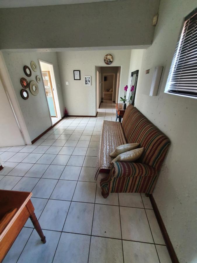 Life Tours & Accommodation Boksburg Extérieur photo